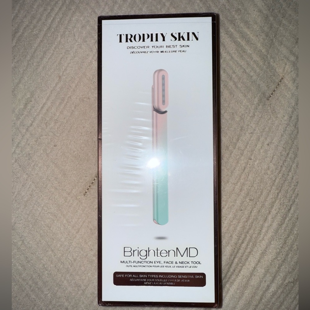 Trophy Skin Bright MD NEW in package